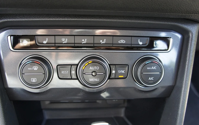 Volkswagen Tiguan Allspace cena 98500 przebieg: 205900, rok produkcji 2019 z Świątniki Górne małe 121